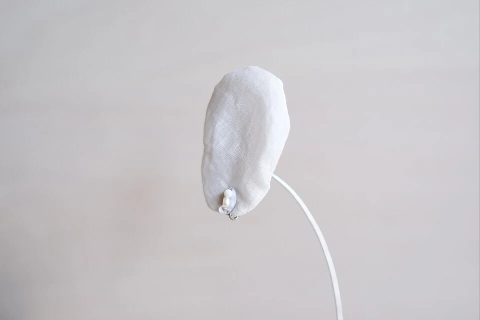 小さな三粒のひかり　イヤリング — 写真8